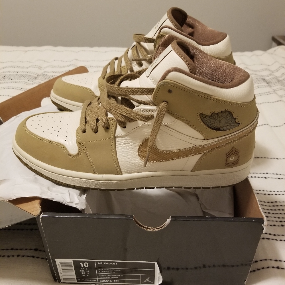 Men's Air Jordan's 1's "Armed Forces" W/Box